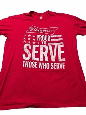 Budweiser Proud to Serve Red Patriotic Graphic Tee Size Large Beer American